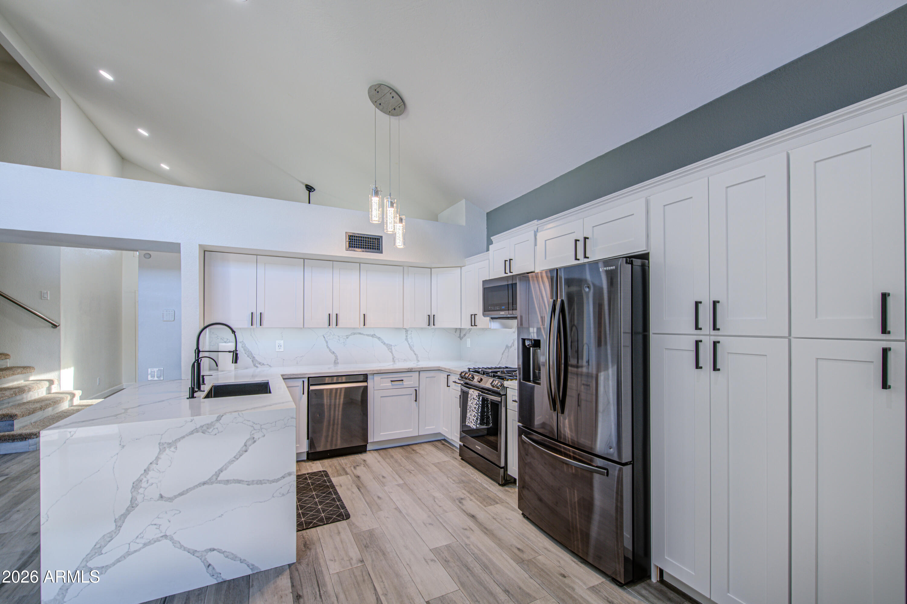 1653 N SAGUARO Street