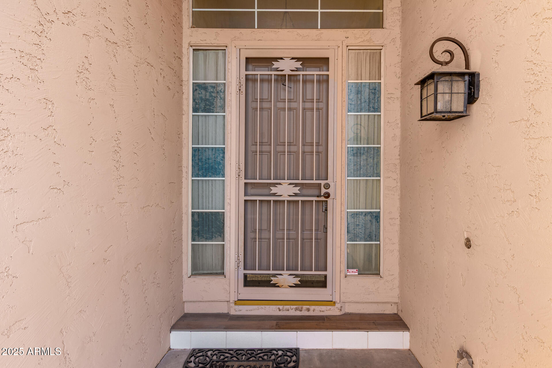 2403 E MOUNTAIN VISTA Drive