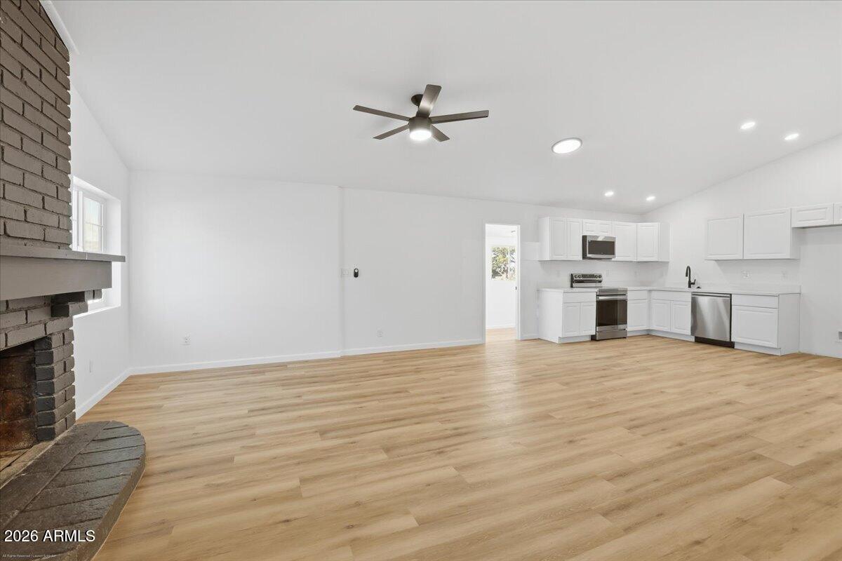 2419 S LARIAT Circle