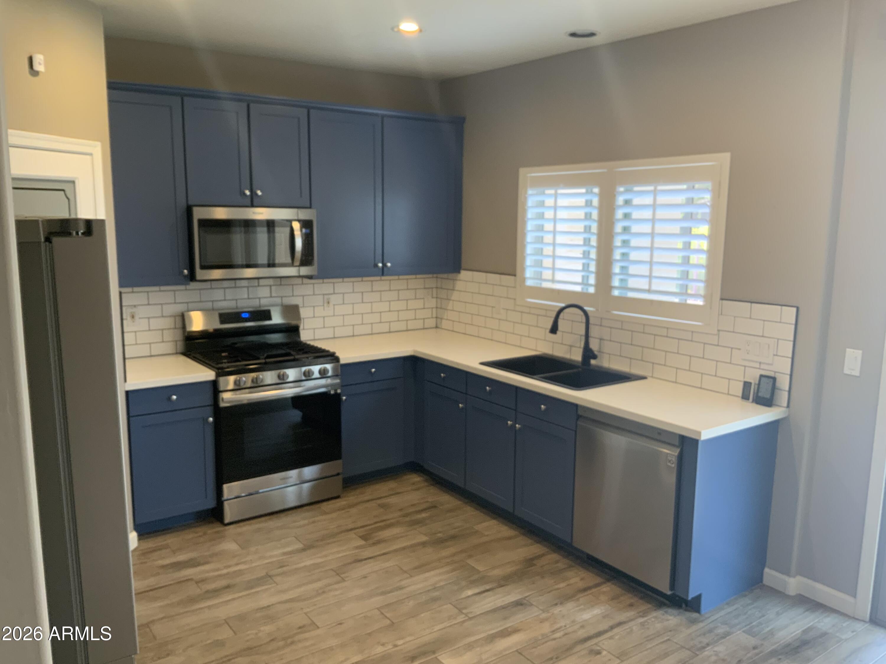 40136 W CATHERINE Drive