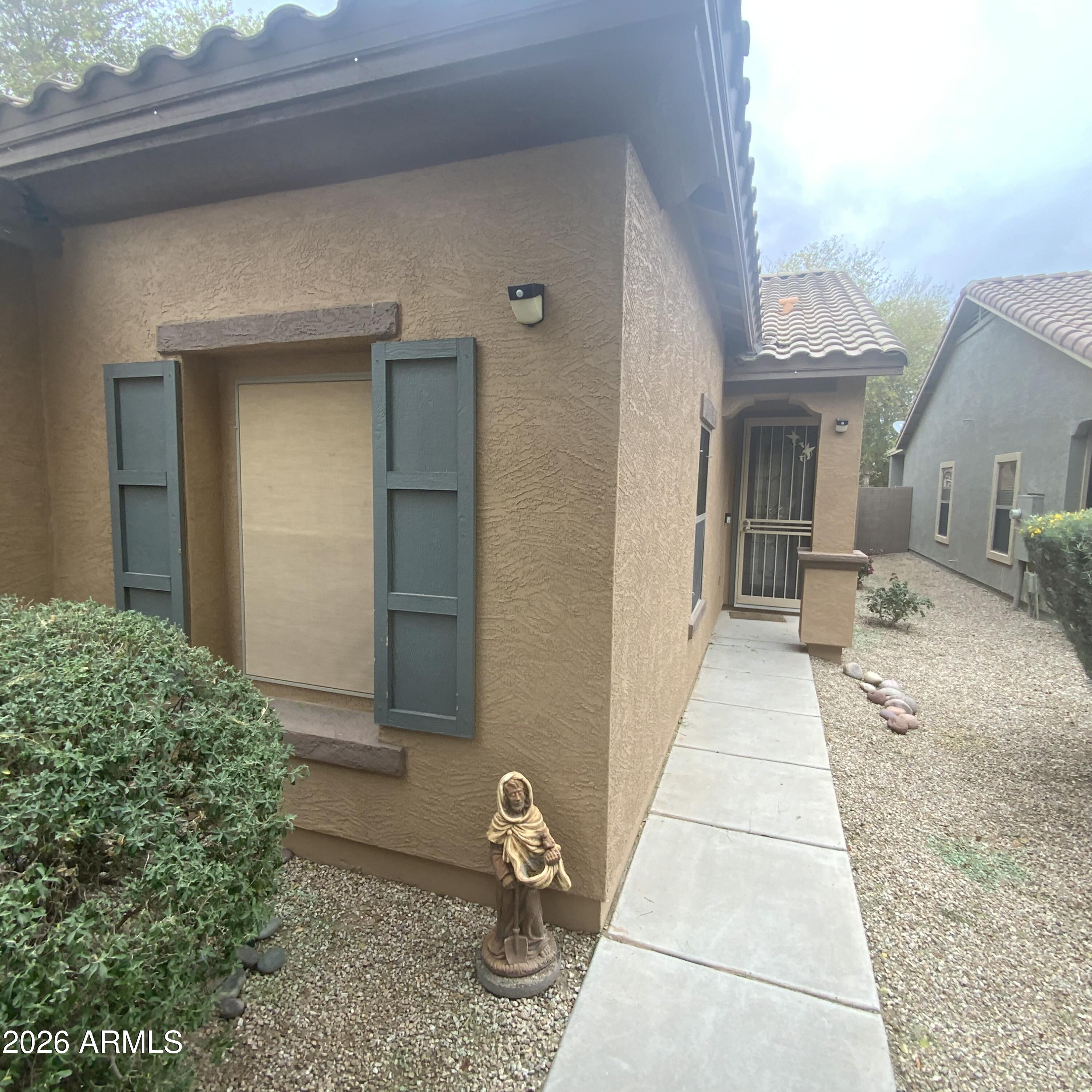 40136 W CATHERINE Drive