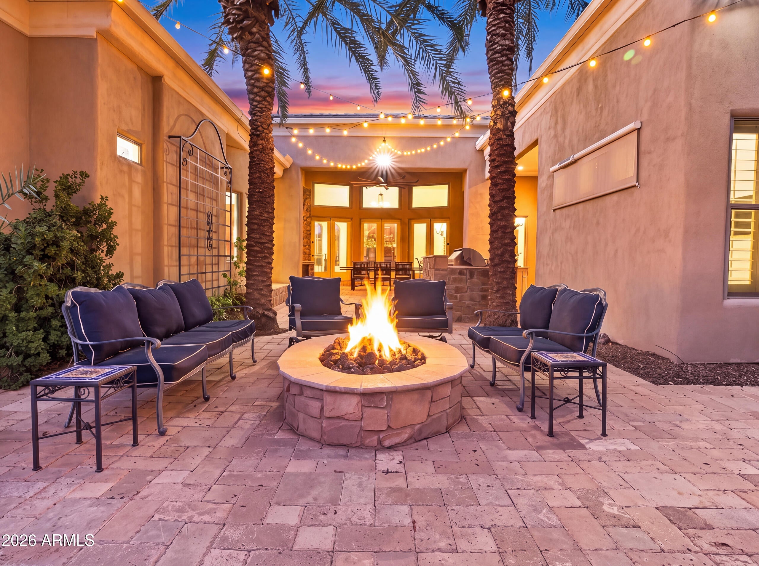3309 E SUNNYDALE Drive
