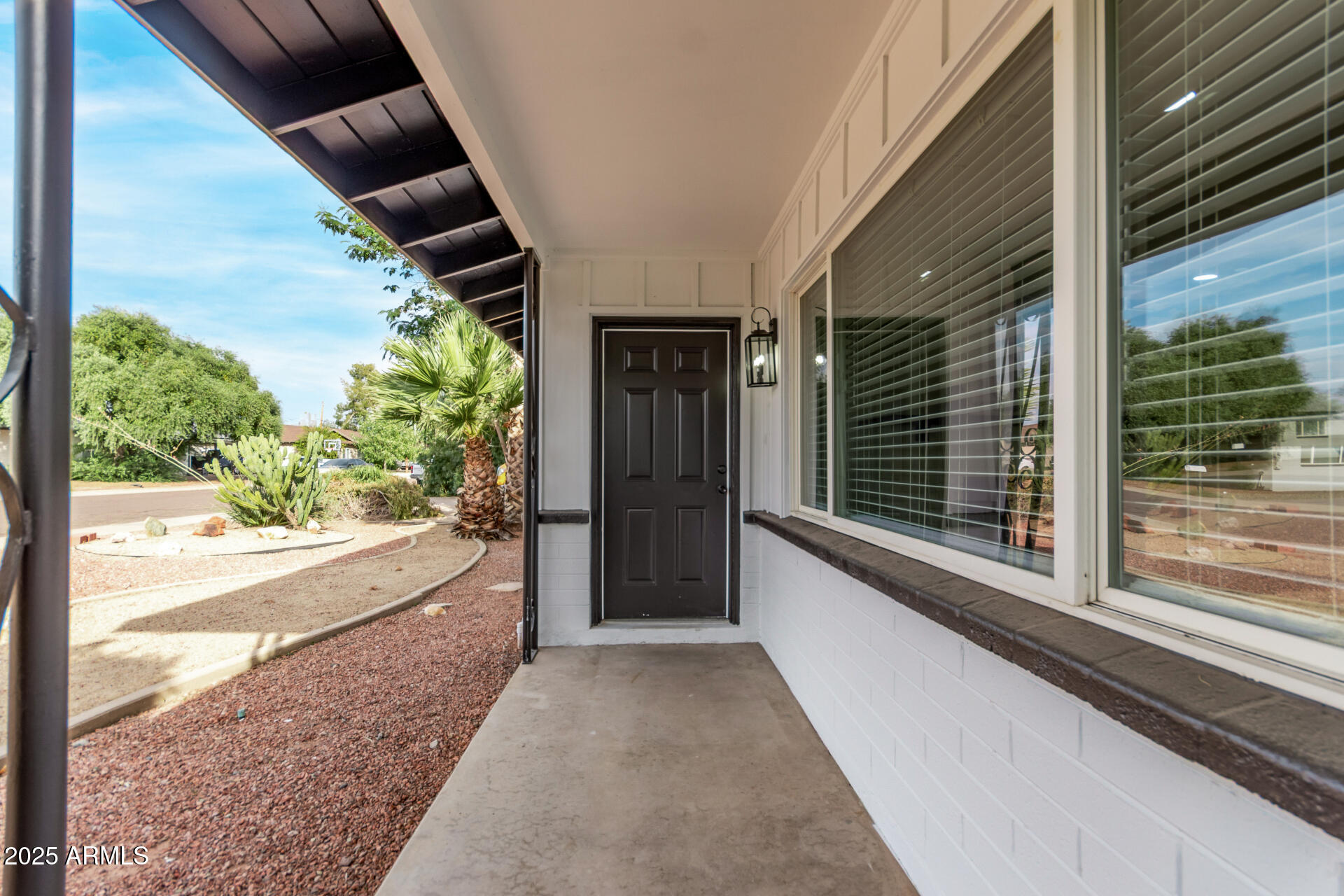 2163 W VILLAGE Drive