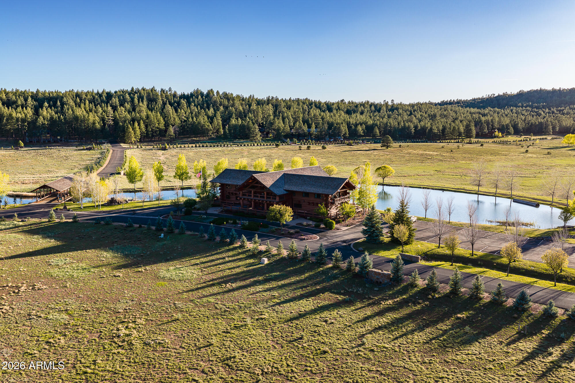 454 W CLAY PARK Way 24