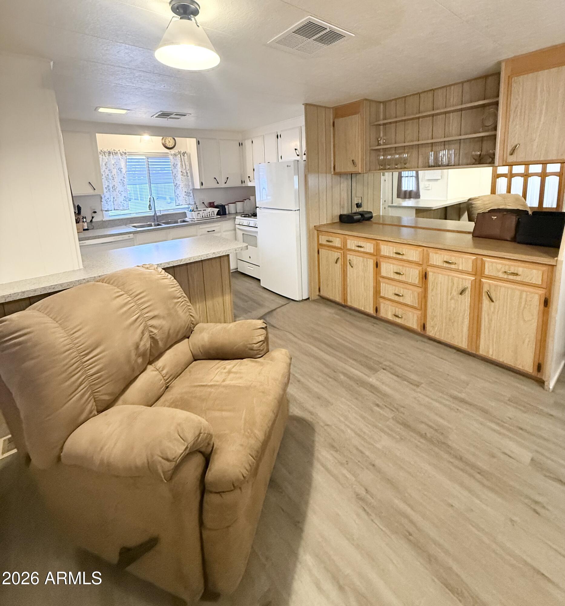 10701 N 99th Avenue 162