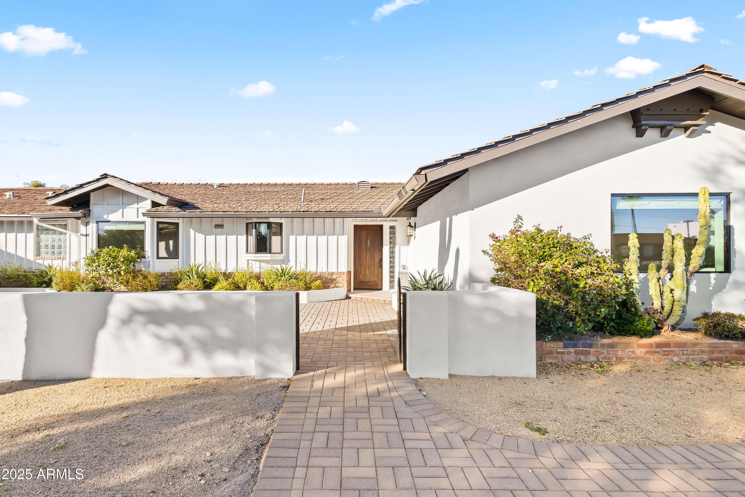 4142 E STANFORD Drive