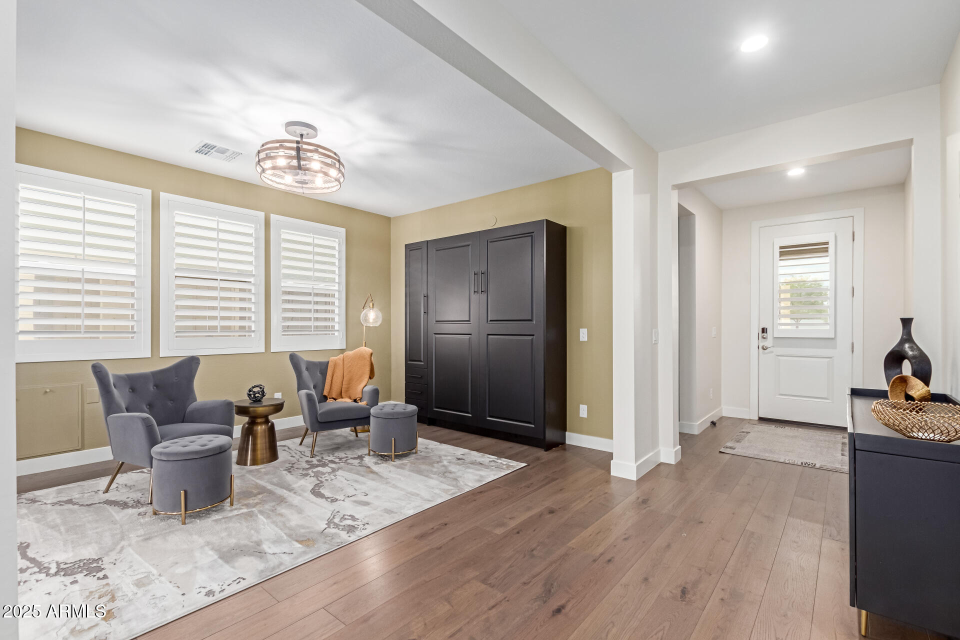 17494 W MIDDLEBURY Street