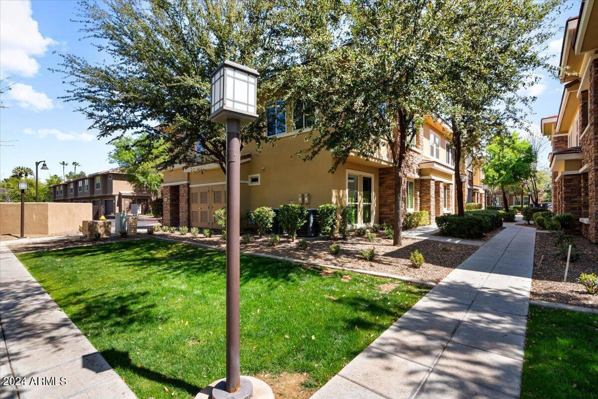 5550 N 16TH Street 140