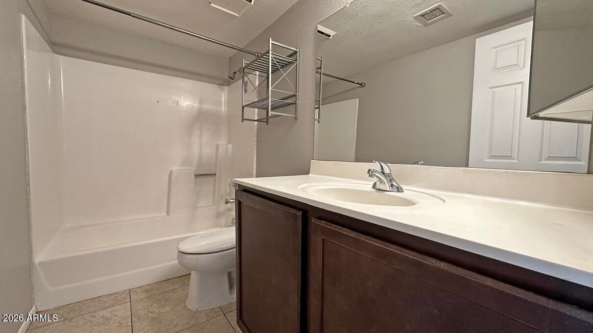 1720 E Thunderbird Road 2095