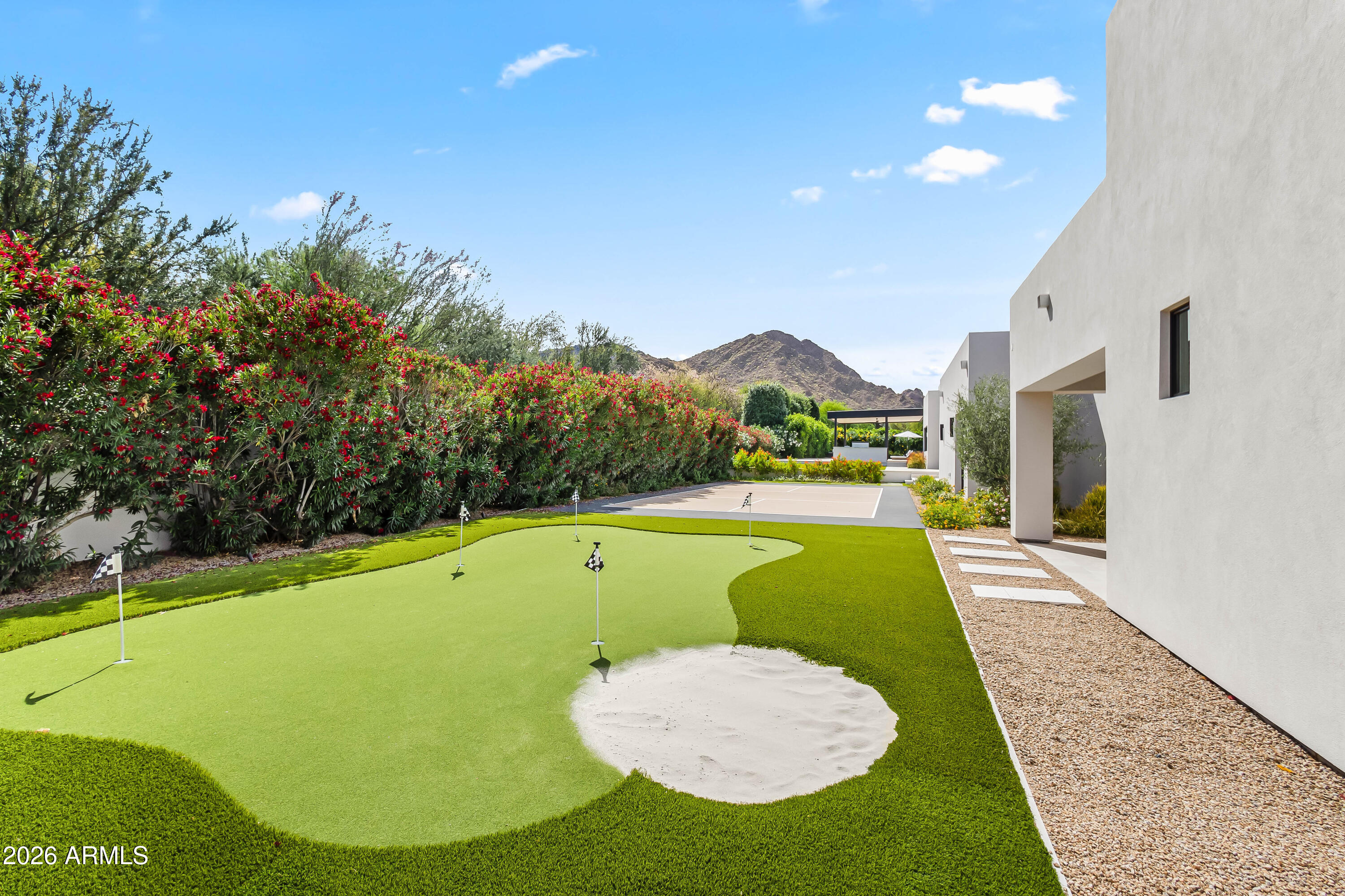 PARADISE VALLEY PUEBLOS AMD - Residential