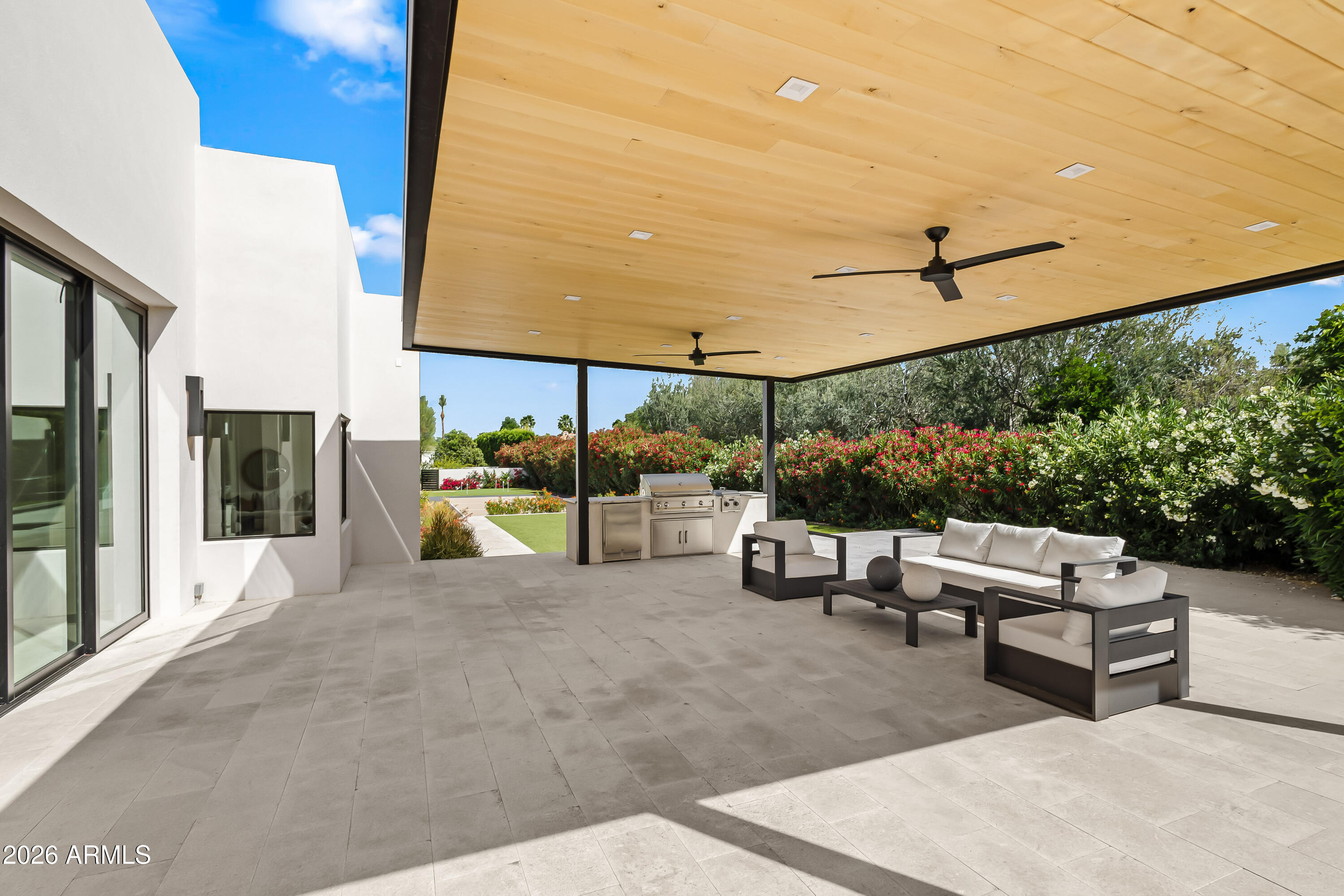 PARADISE VALLEY PUEBLOS AMD - Residential