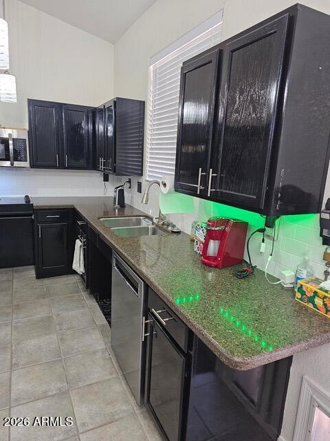 8927 E CARLTON Avenue