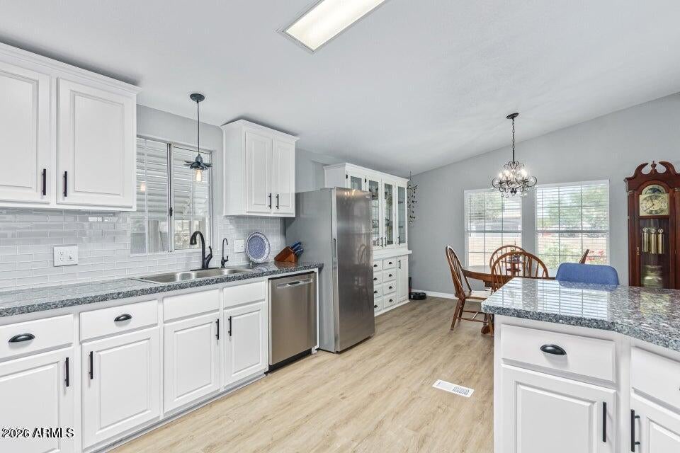 2233 E BEHREND Drive 9