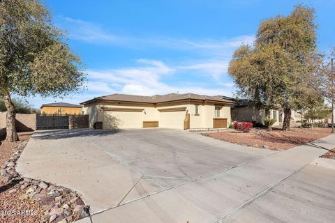 5634 N 82 Avenue Glendale AZ 85303