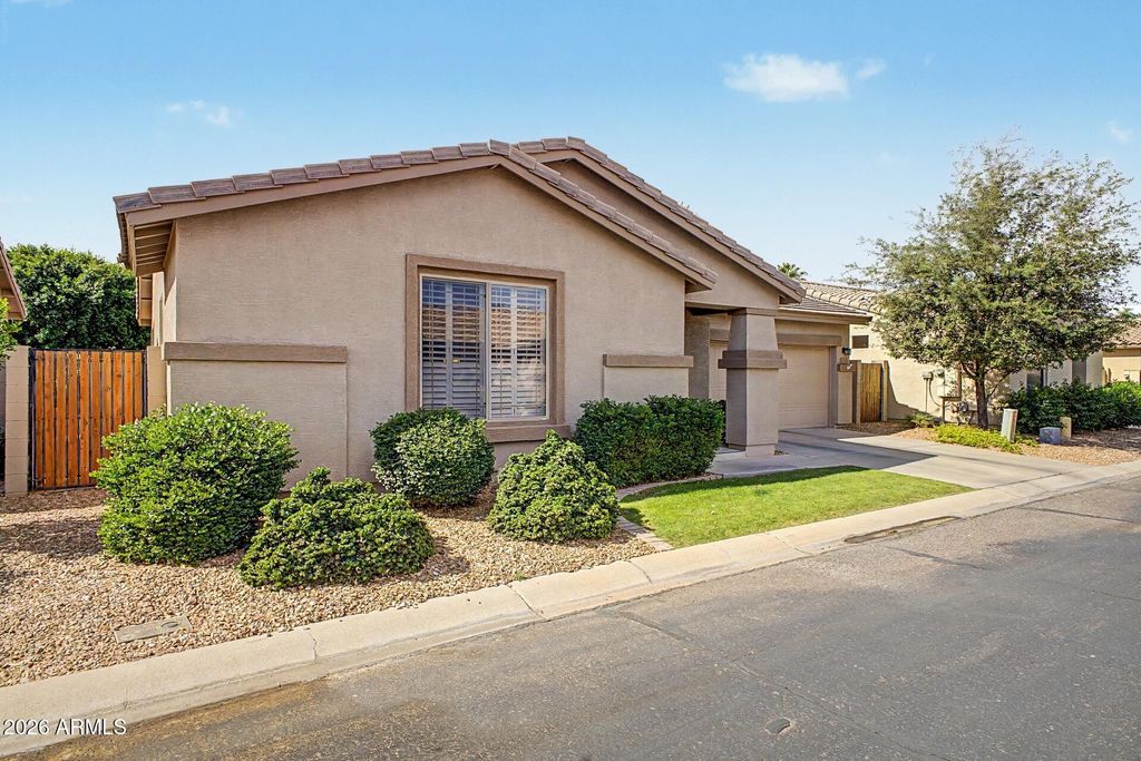 Photo of 7013 E Lindner Avenue, Mesa, AZ 85209 (MLS # 7024035)