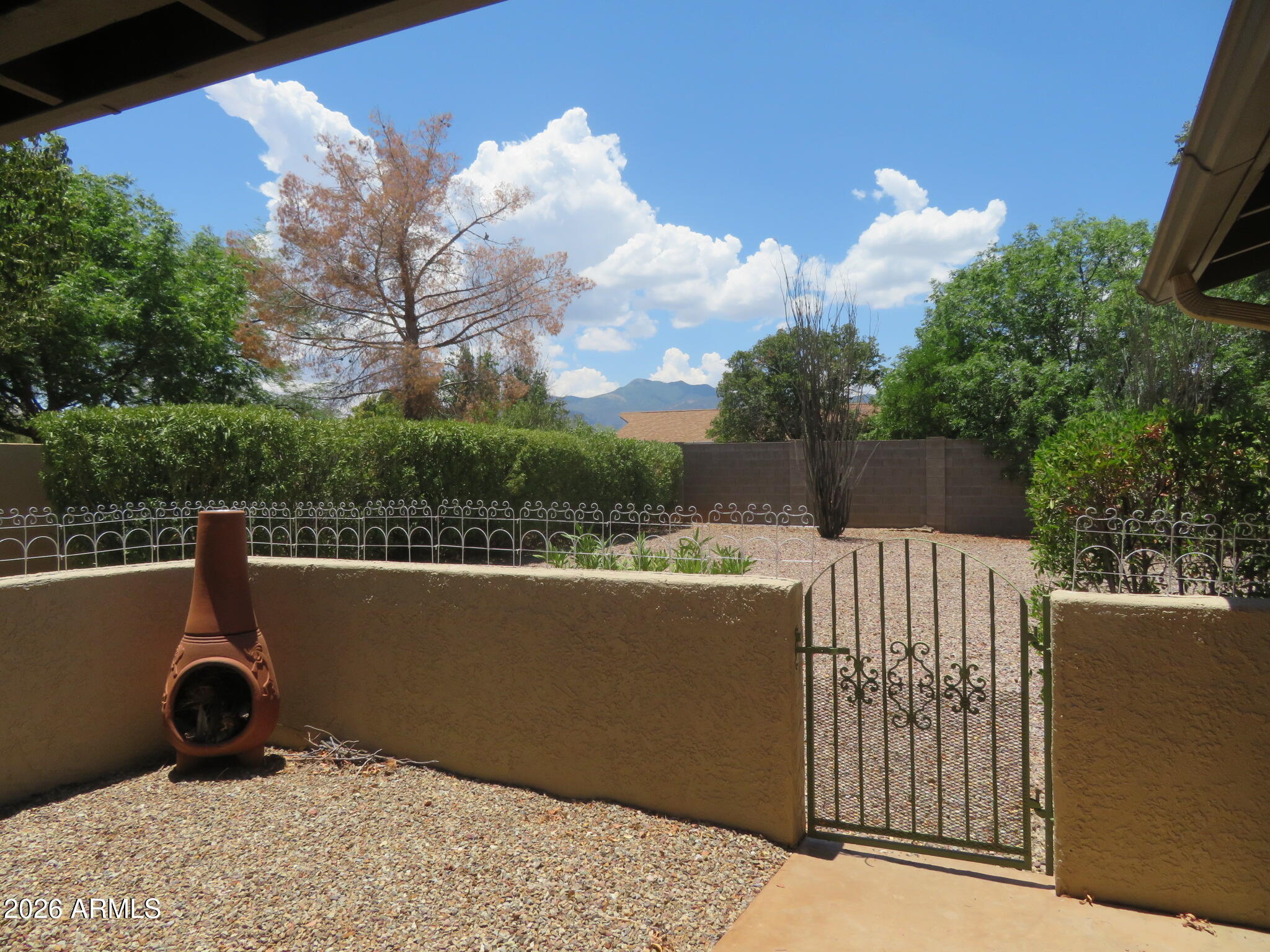 2566 INVERRARY Drive