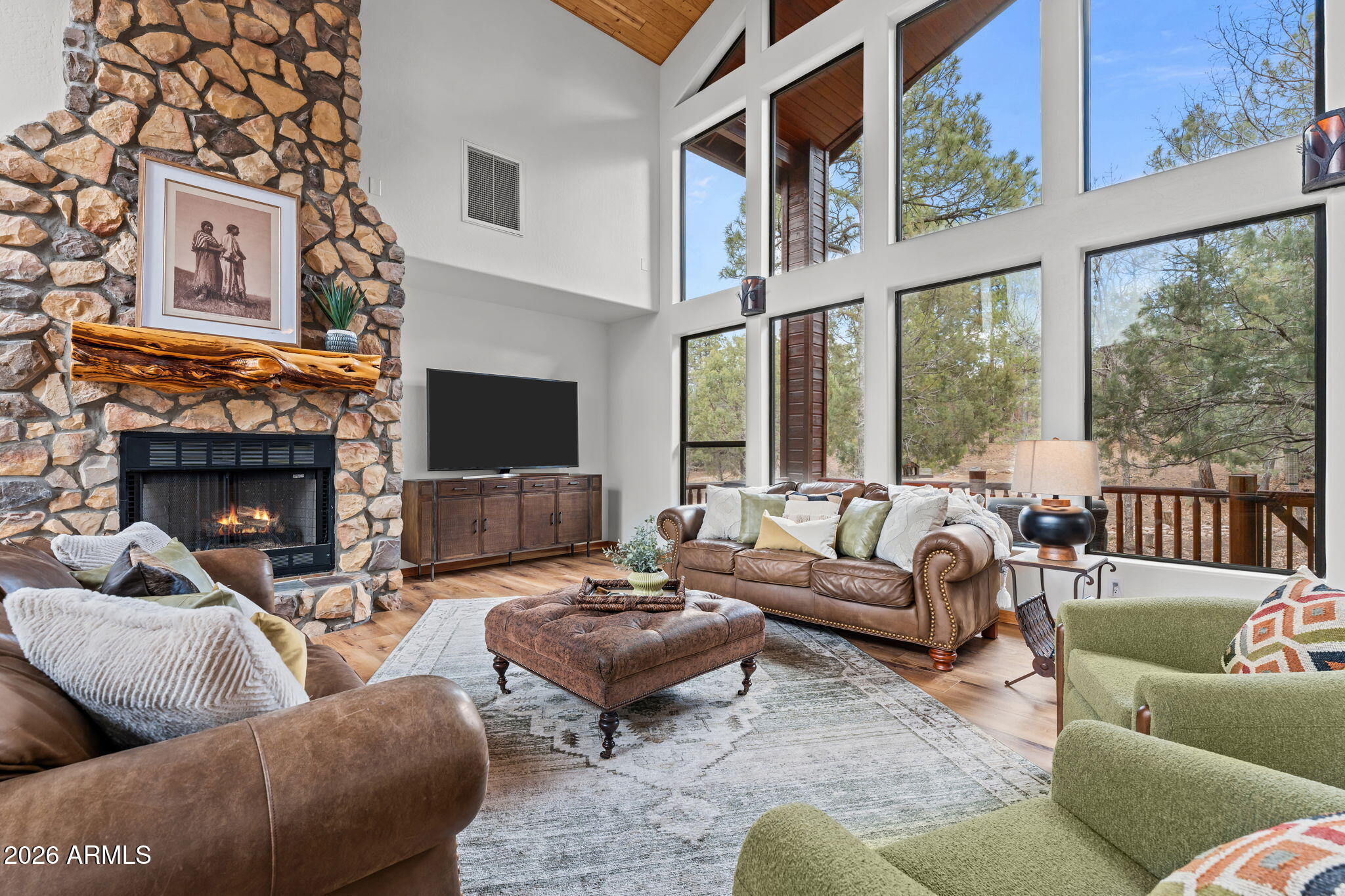 4651 W WHITE OAK Lane