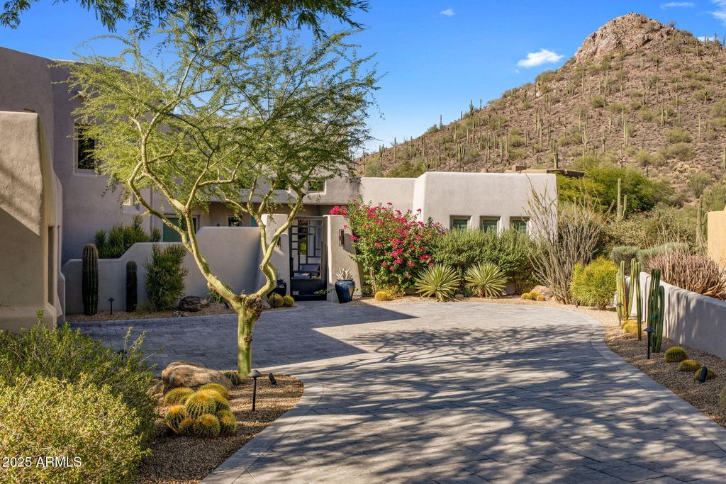 Photo of 23815 N 114th Street, Scottsdale, AZ 85255 (MLS # 6924037)