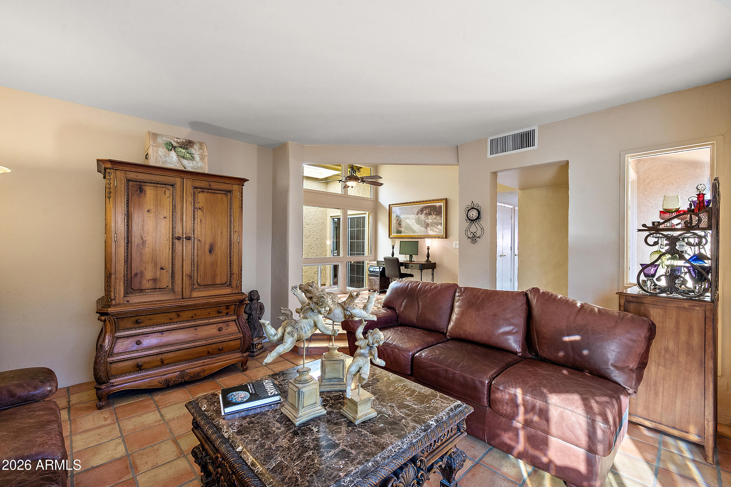 1066 E CLINTON Street