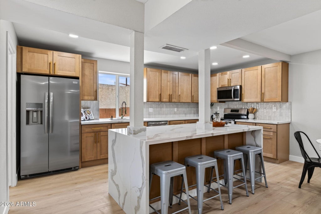 Photo of 1709 E Frier Drive, Phoenix, AZ 85020 (MLS # 7056072)