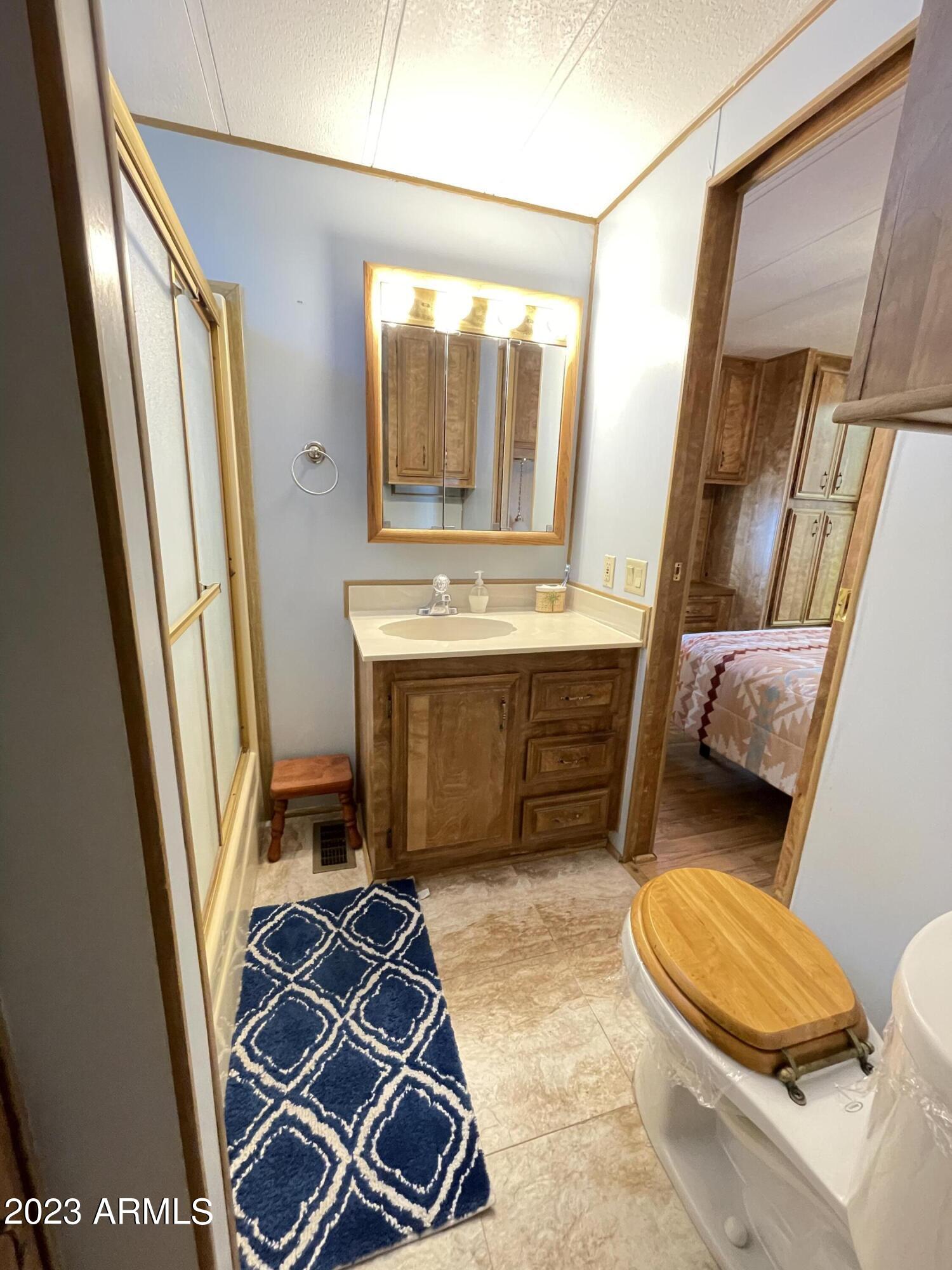 Photo 8 of 11 of 1622 W YAQUI Avenue mobile home