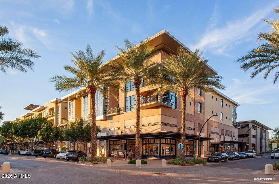 15215 N KIERLAND Boulevard 104