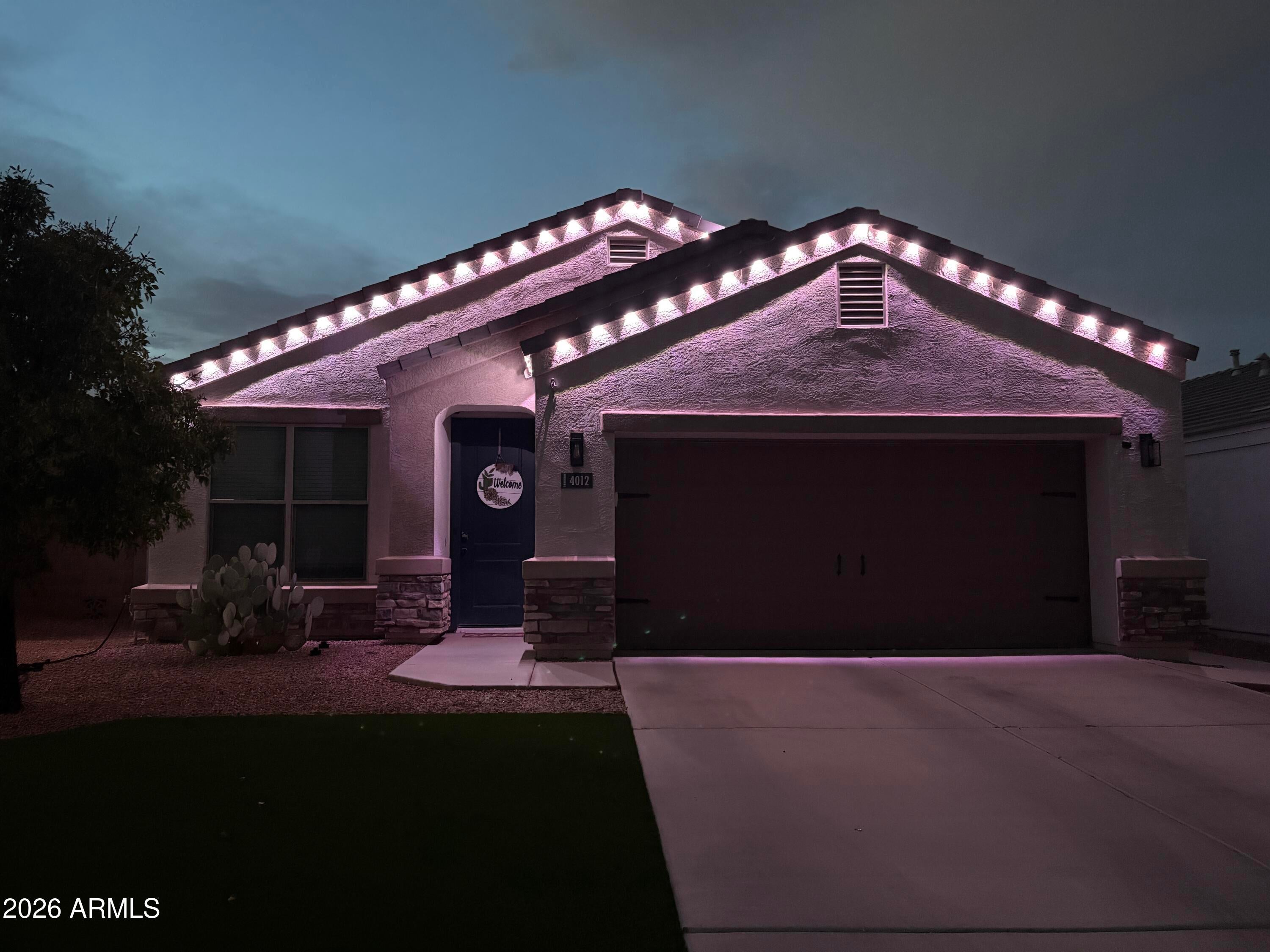 4012 W MAGGIE Drive