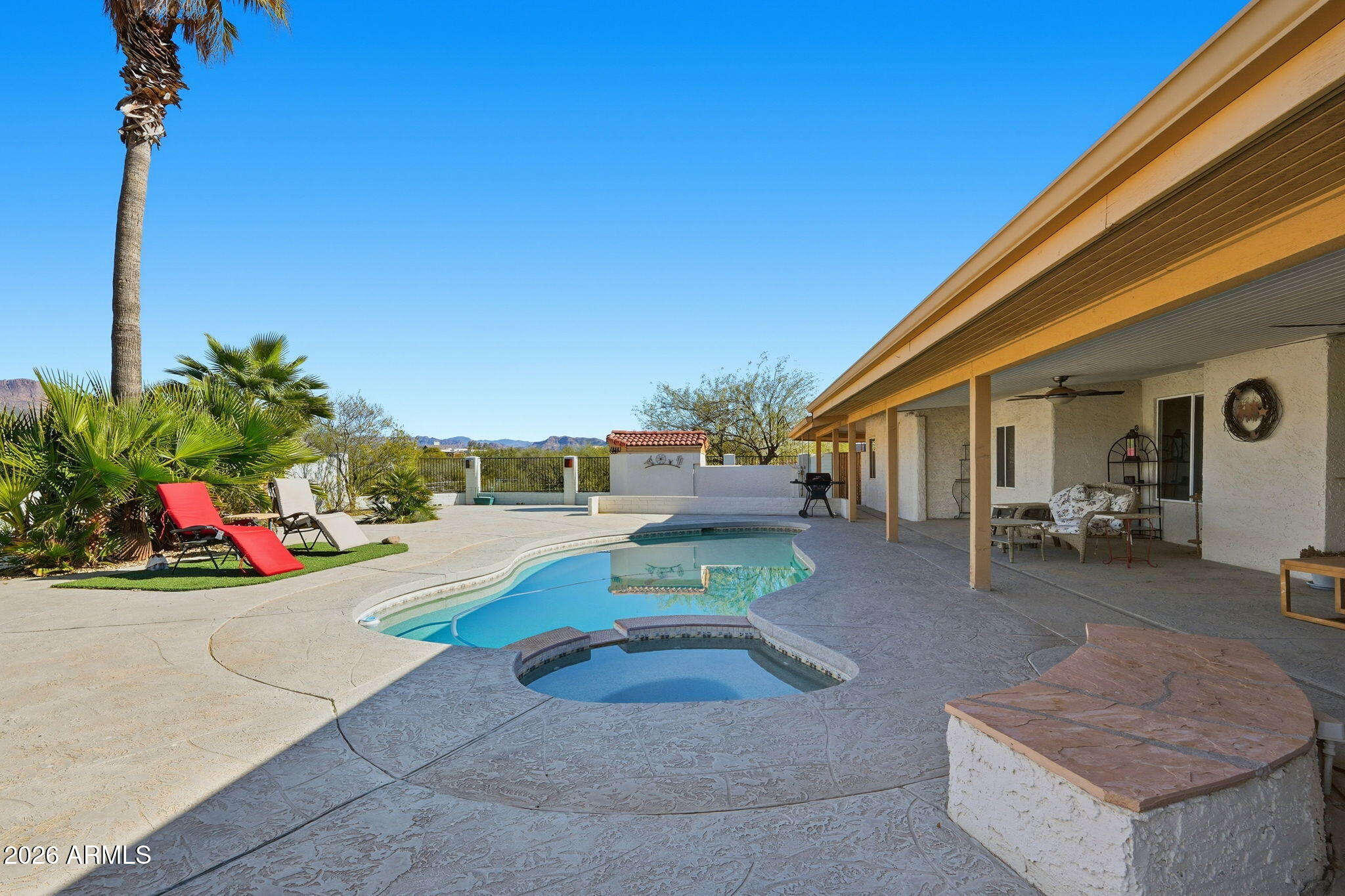 MESA DEL ORO - Residential