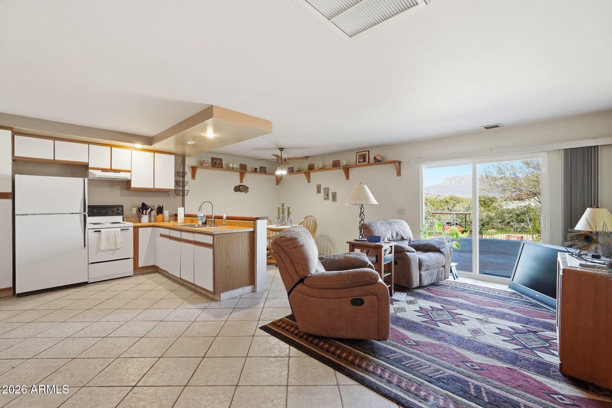 MESA DEL ORO - Residential