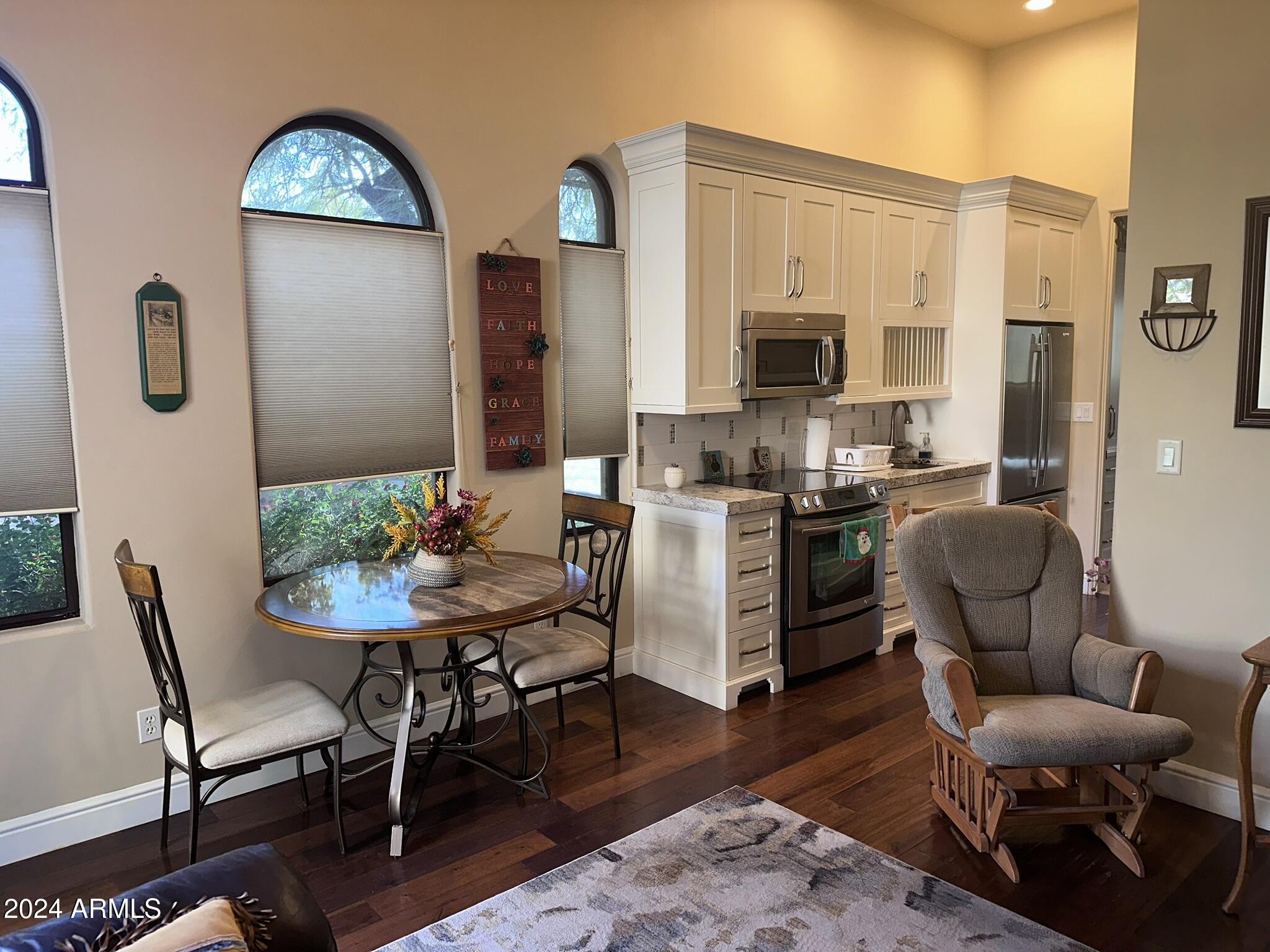 15835 N EAGLES NEST Drive