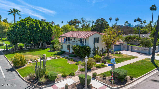 1021 W Encanto Boulevard