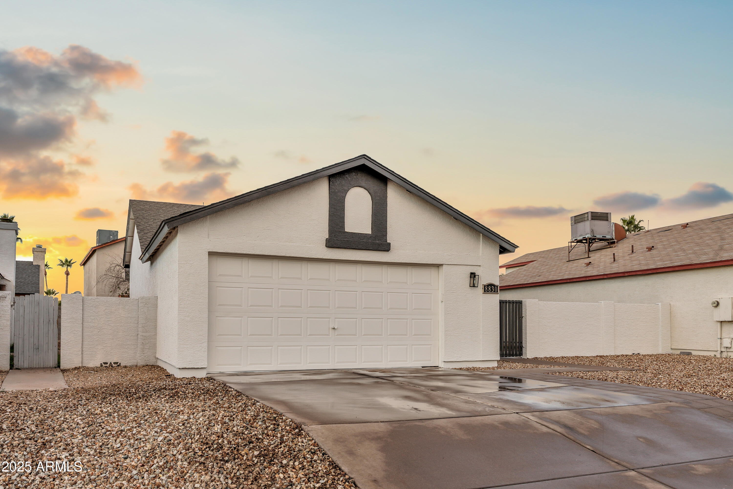 8830 W SAINT JOHN Road