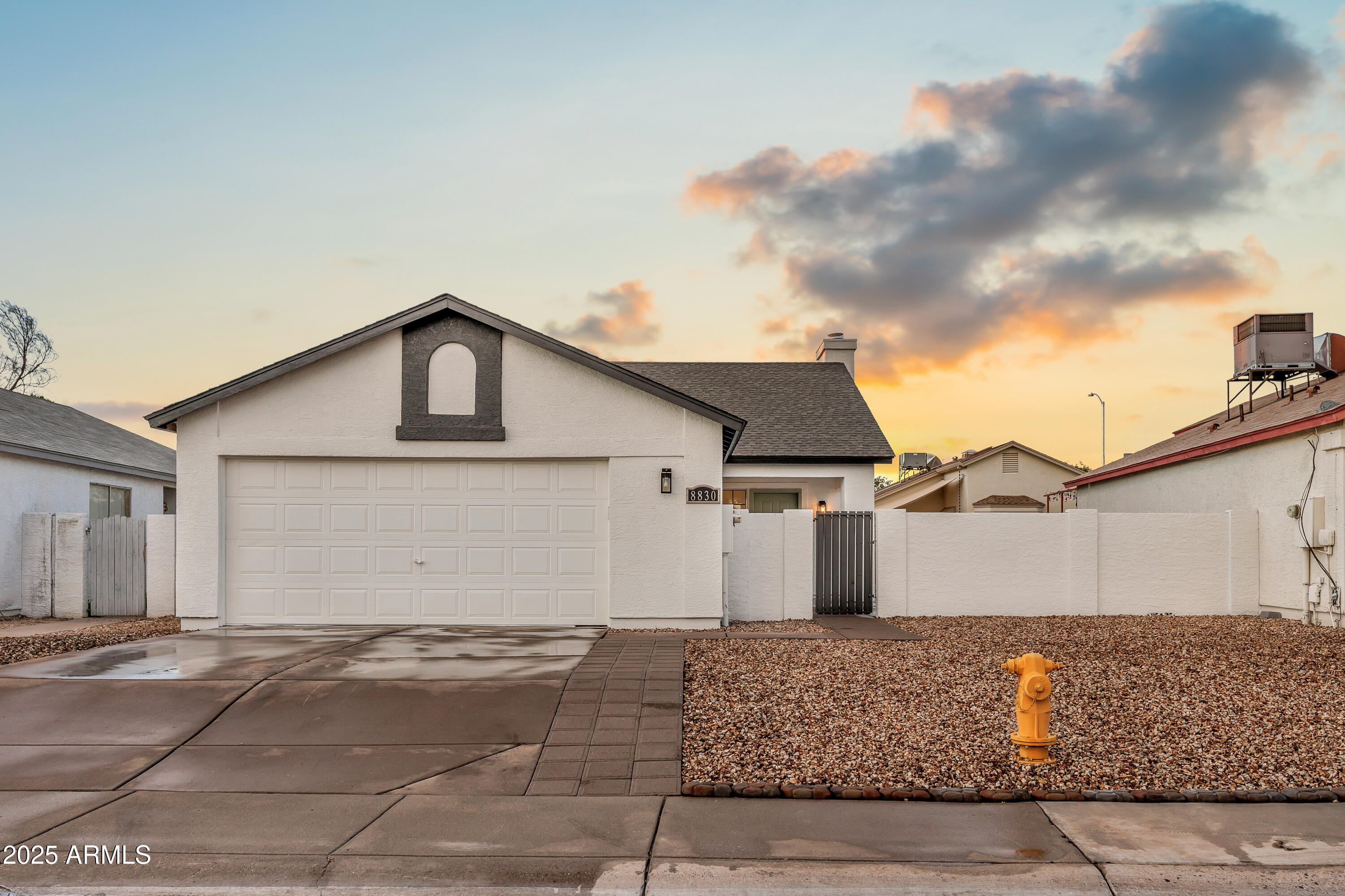 8830 W SAINT JOHN Road