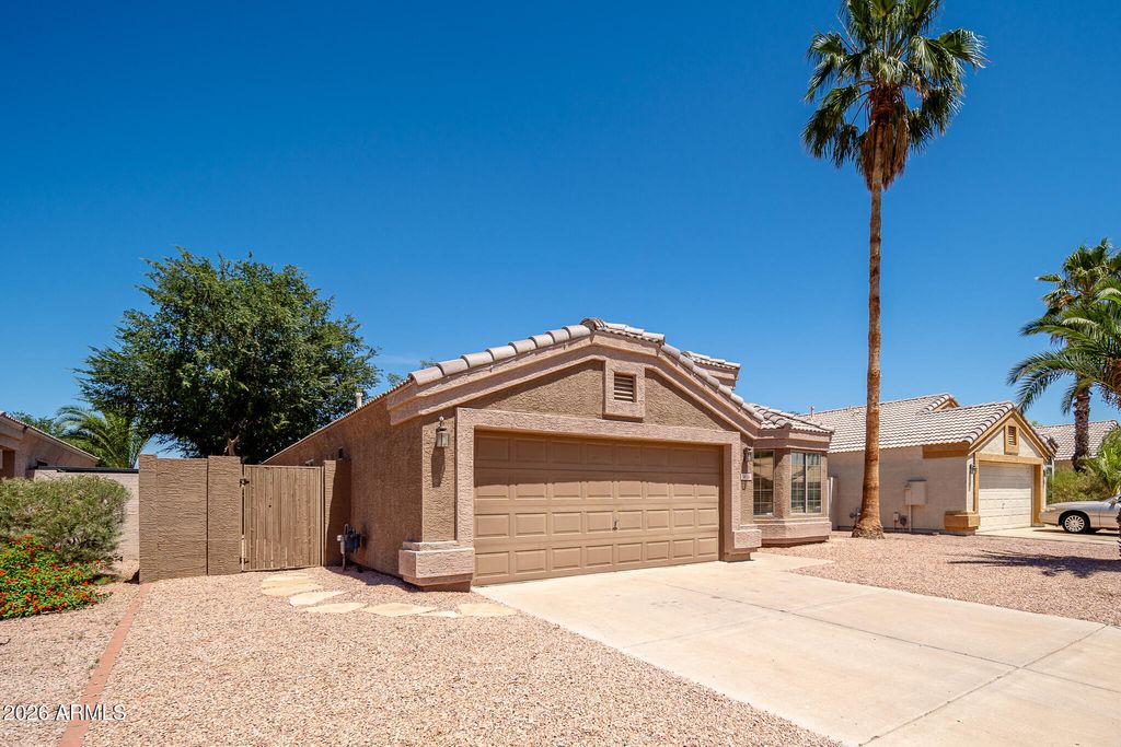 Photo of 1616 W Kesler Lane, Chandler, AZ 85224 (MLS # 7021142)