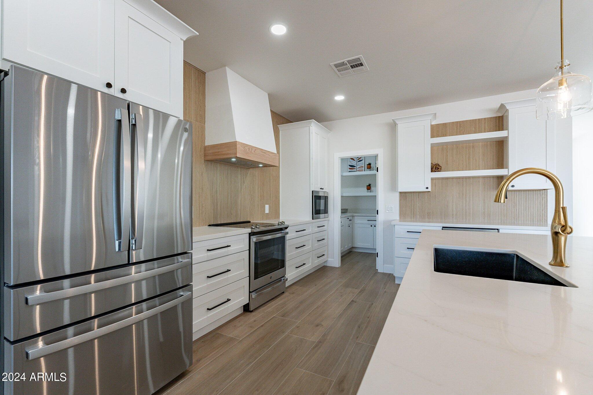 Montana Dorada - Residential