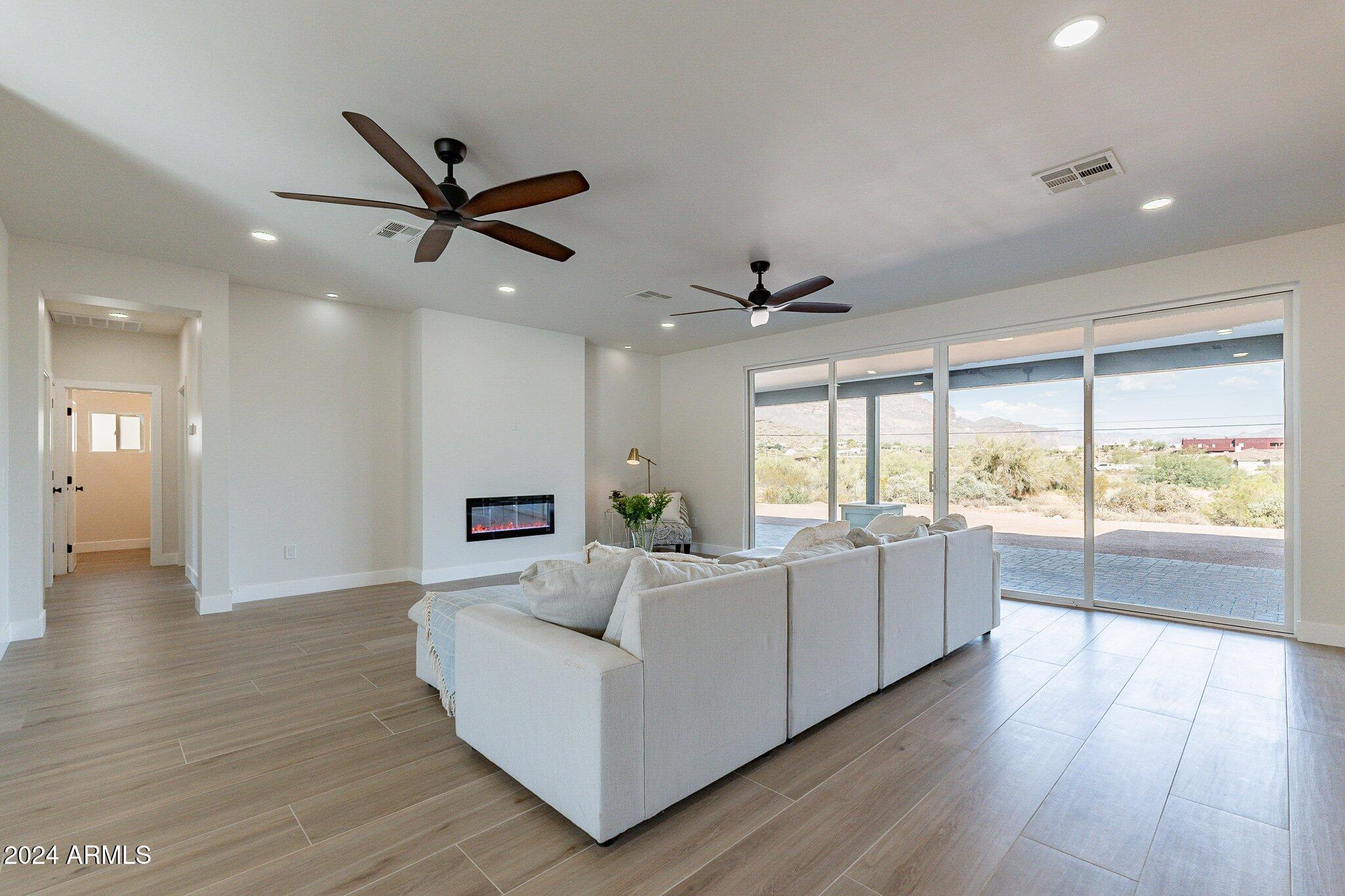 Montana Dorada - Residential
