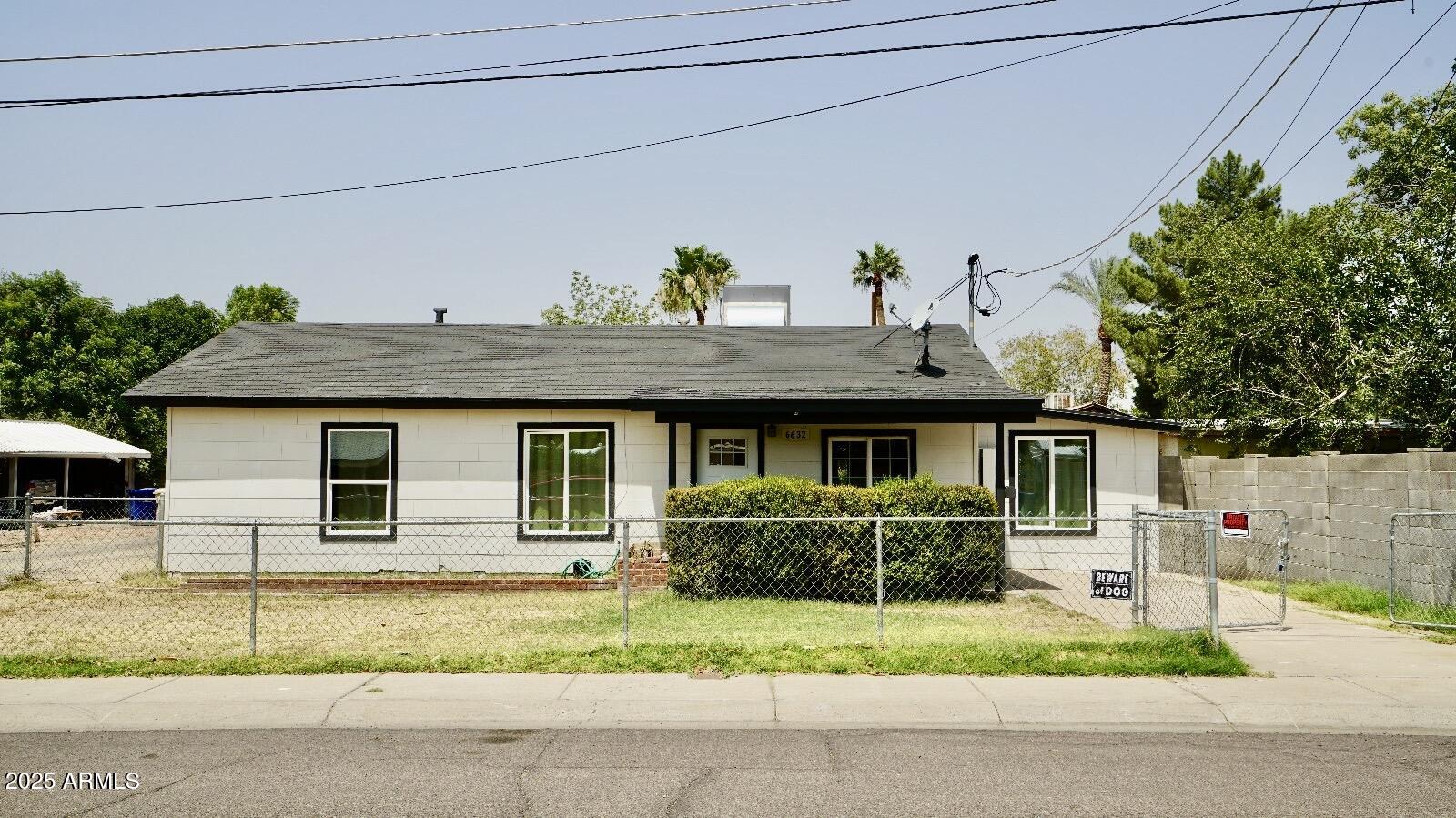 Homes 1 6632 N 59th Drive
