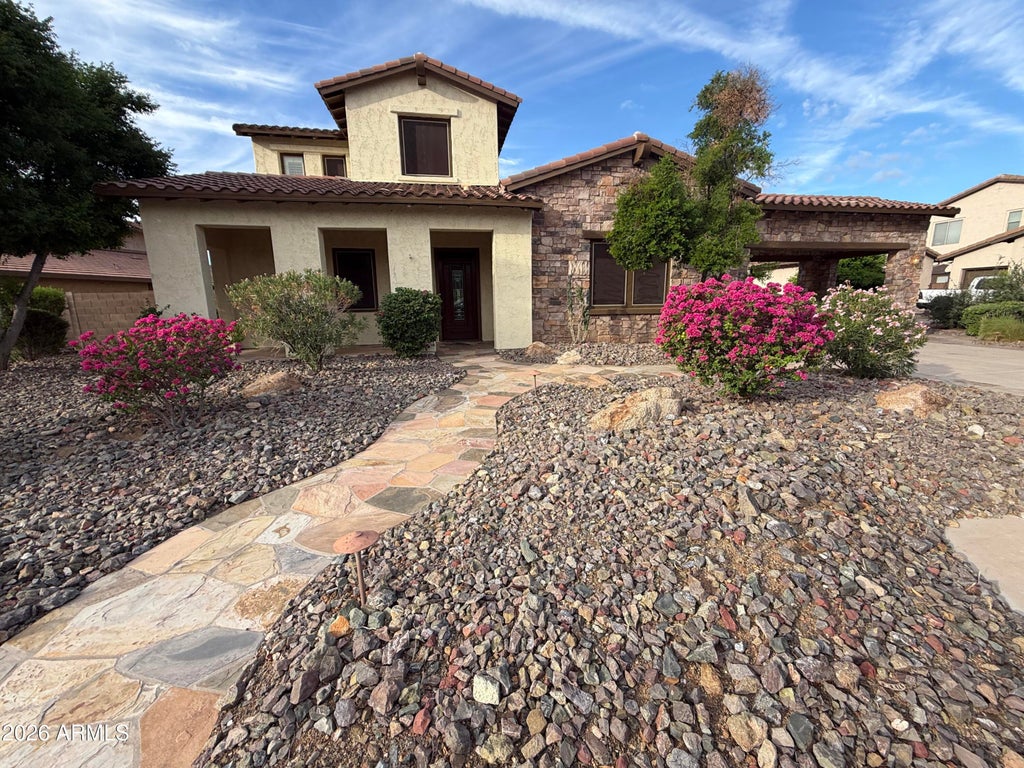 Photo of 12435 W Red Hawk Drive, Peoria, AZ 85383 (MLS # 7085082)