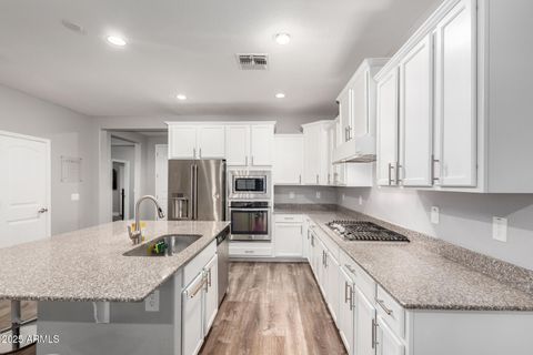 8987 W SELDON Lane Peoria AZ 85345