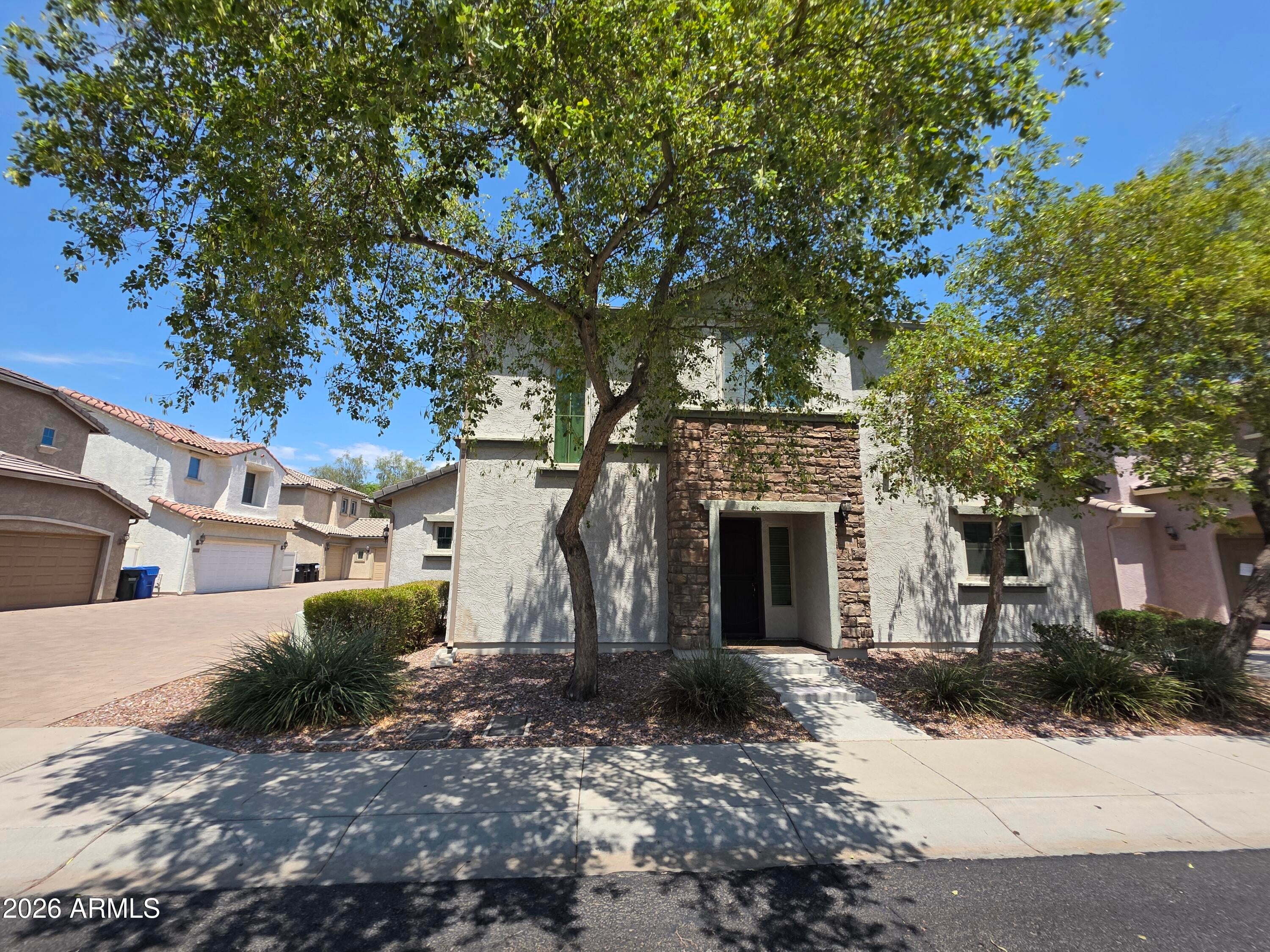 2170 W SCULLY Drive