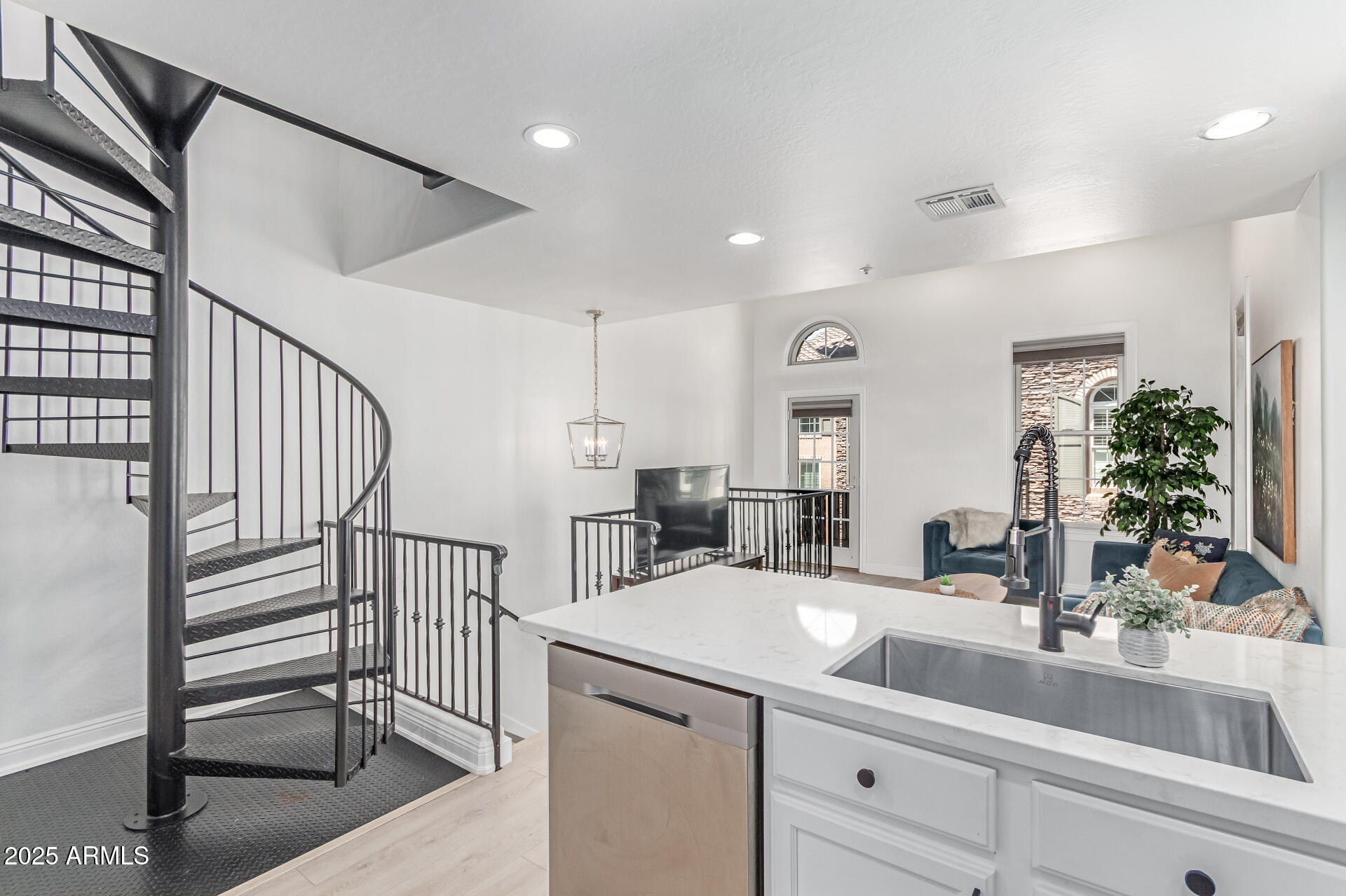 Gilbert, Arizona 85295, United States, 2 Bedrooms Bedrooms, ,2 BathroomsBathrooms,Residential,Active,147080