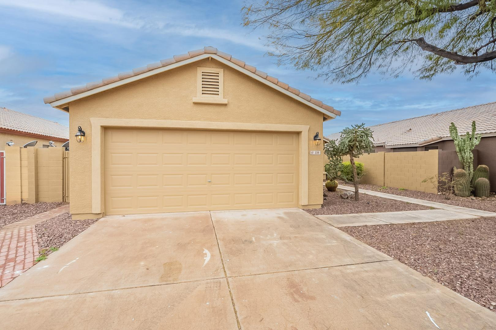 338 N 152nd Drive