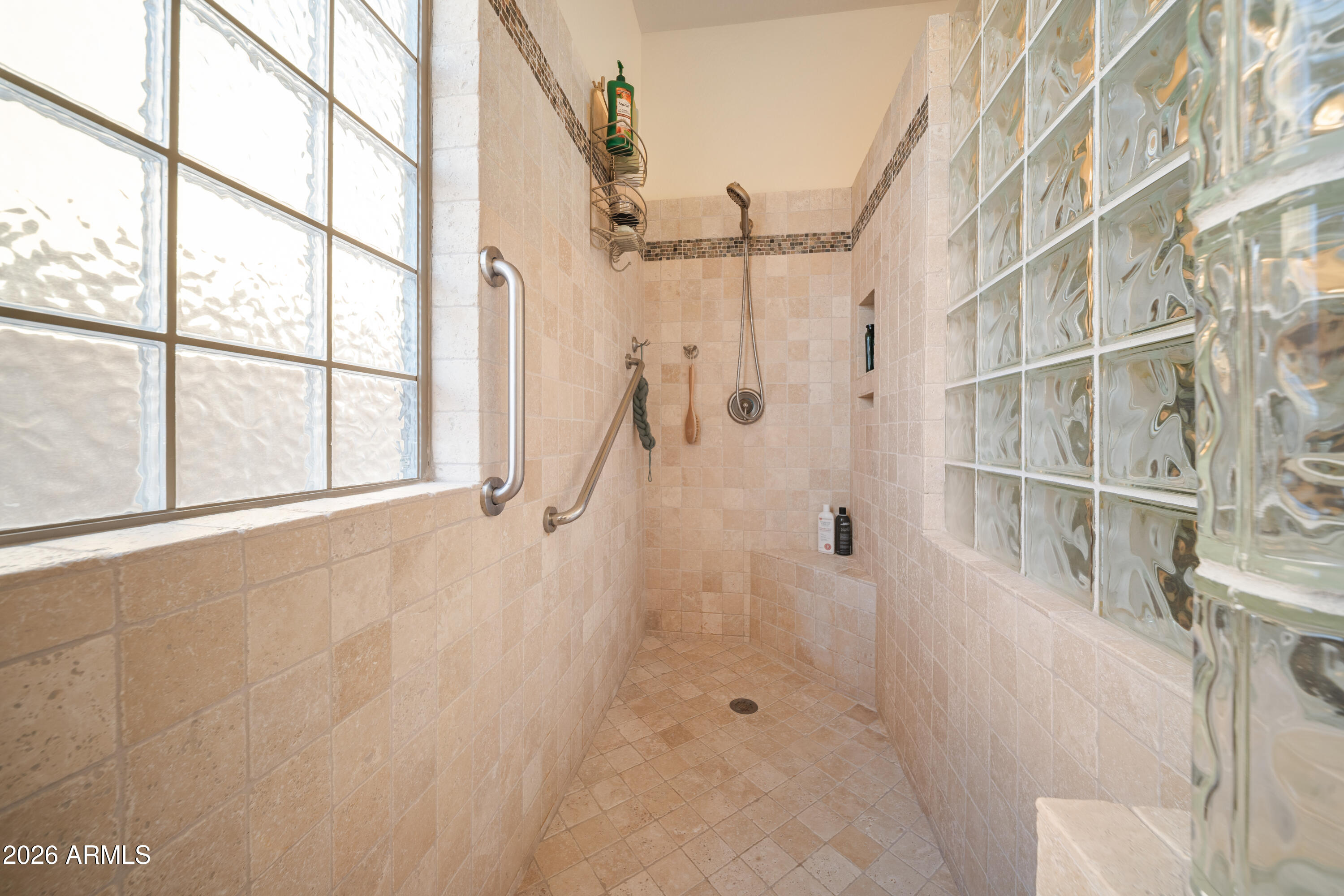 CROSSRIVER UNIT 8 - Residential