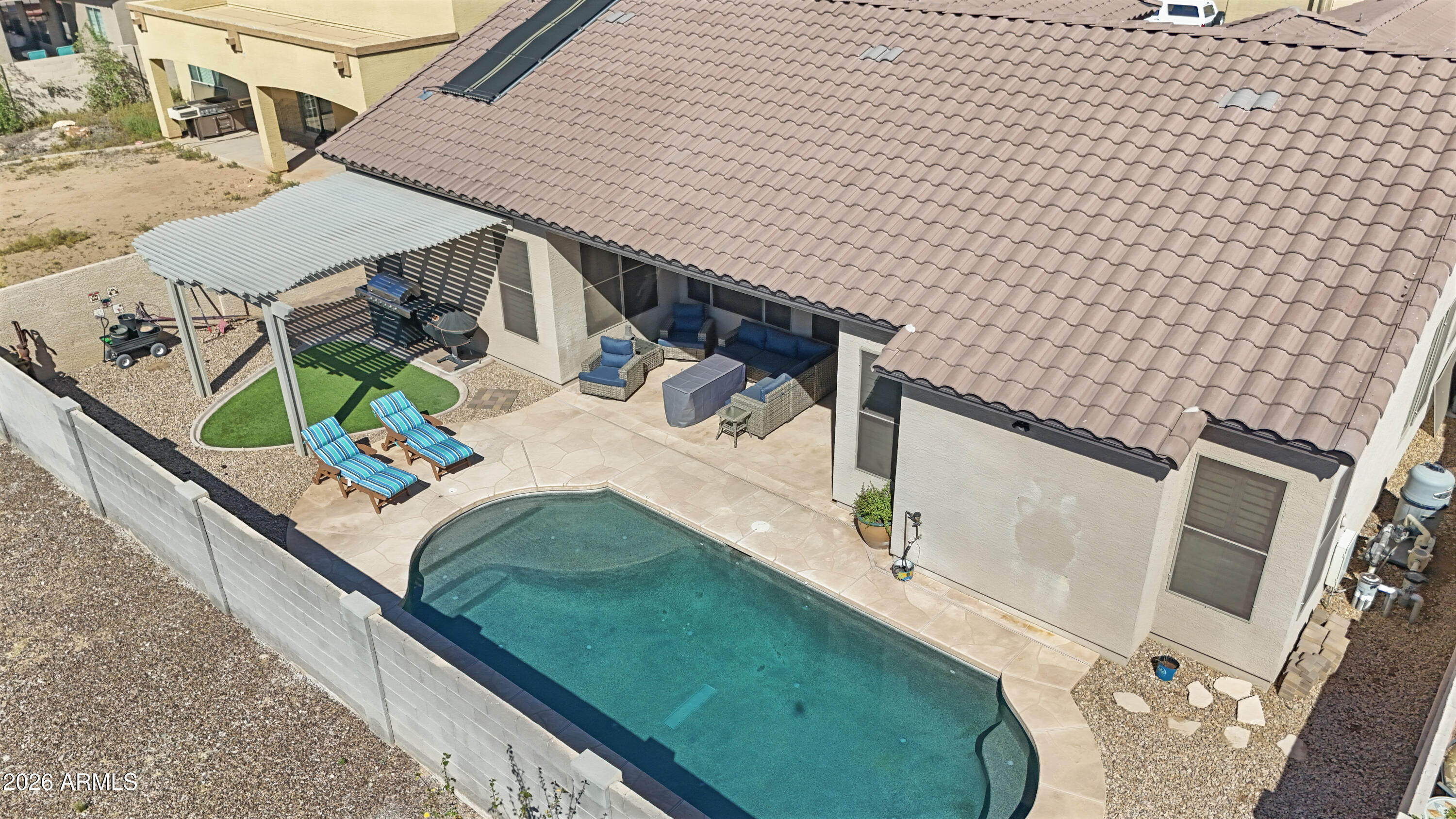 CROSSRIVER UNIT 8 - Residential