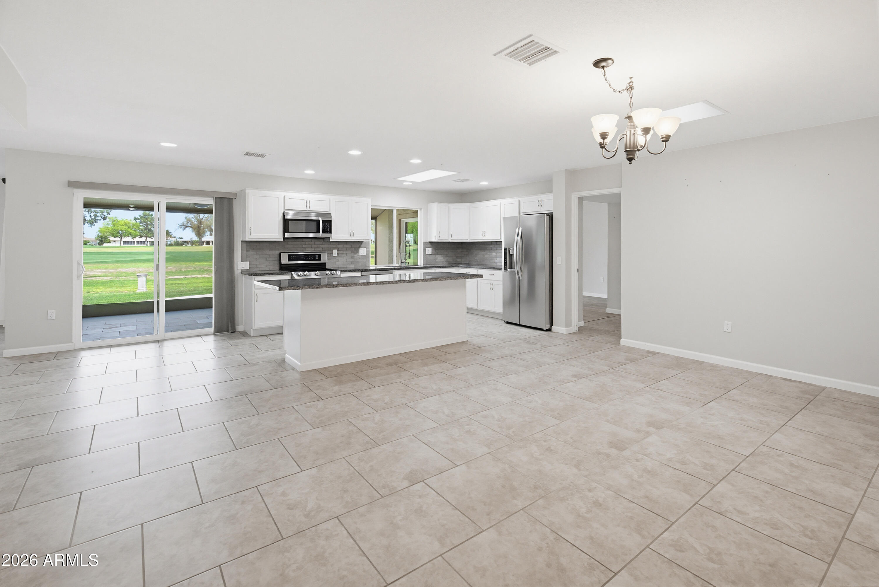 9518 W OAK RIDGE Drive