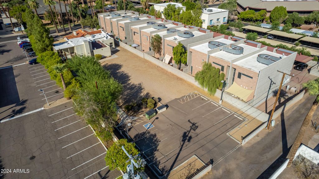 Photo of 319 E Palm Lane #36, Phoenix, AZ 85004 (MLS # 6765422)