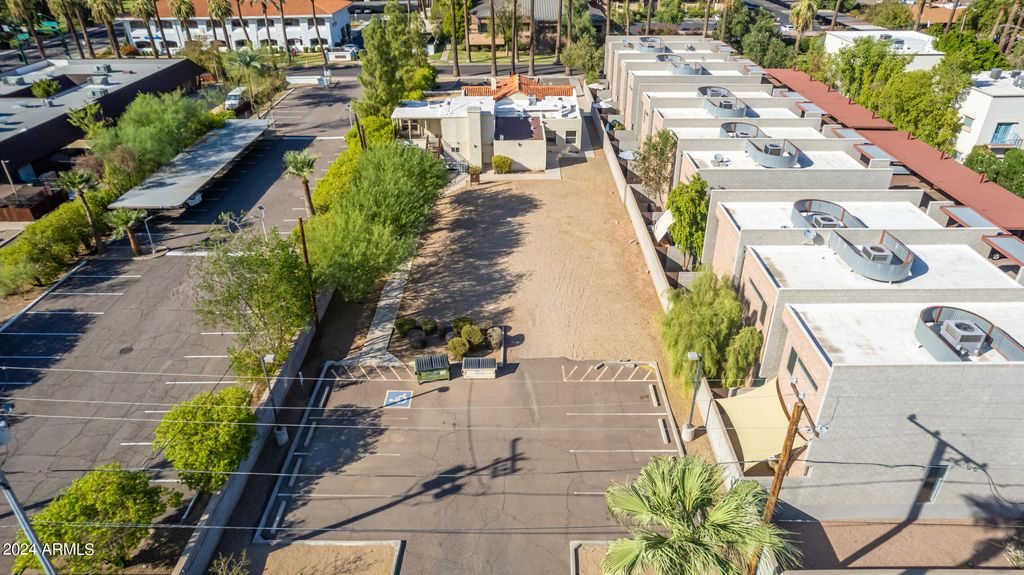 Photo of 319 E Palm Lane #36, Phoenix, AZ 85004 (MLS # 6765422)