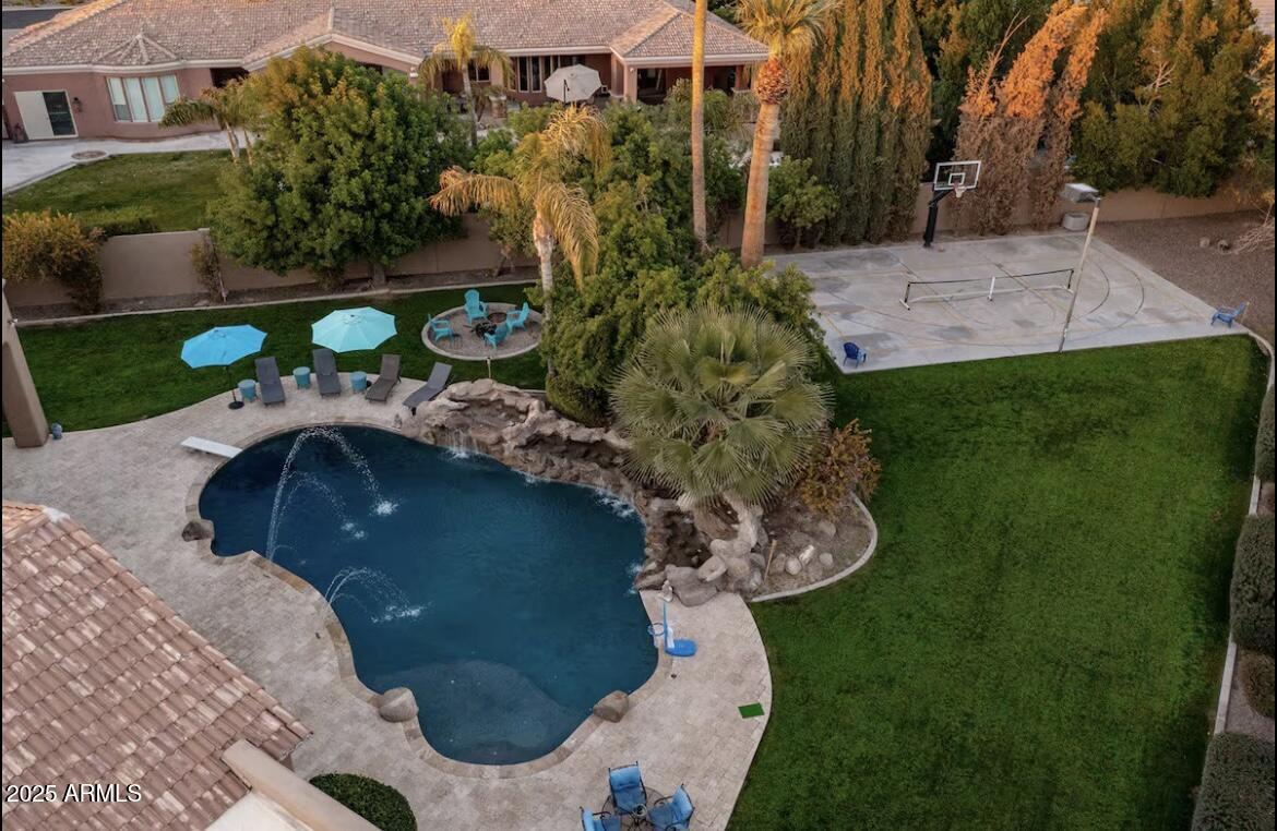 3944 E MINTON Circle