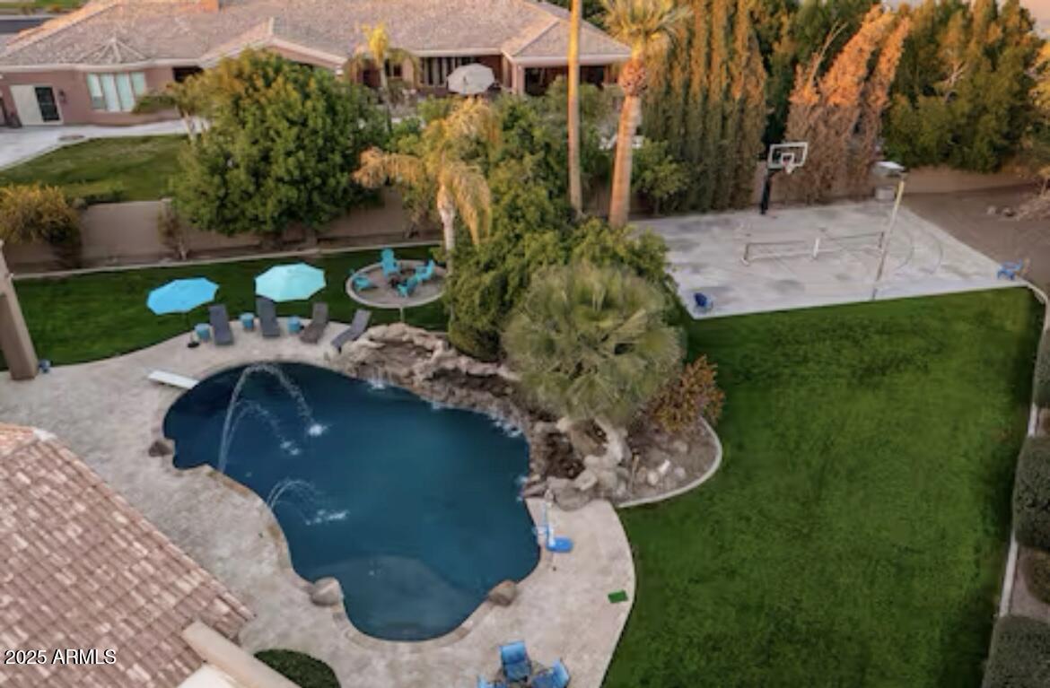 3944 E MINTON Circle
