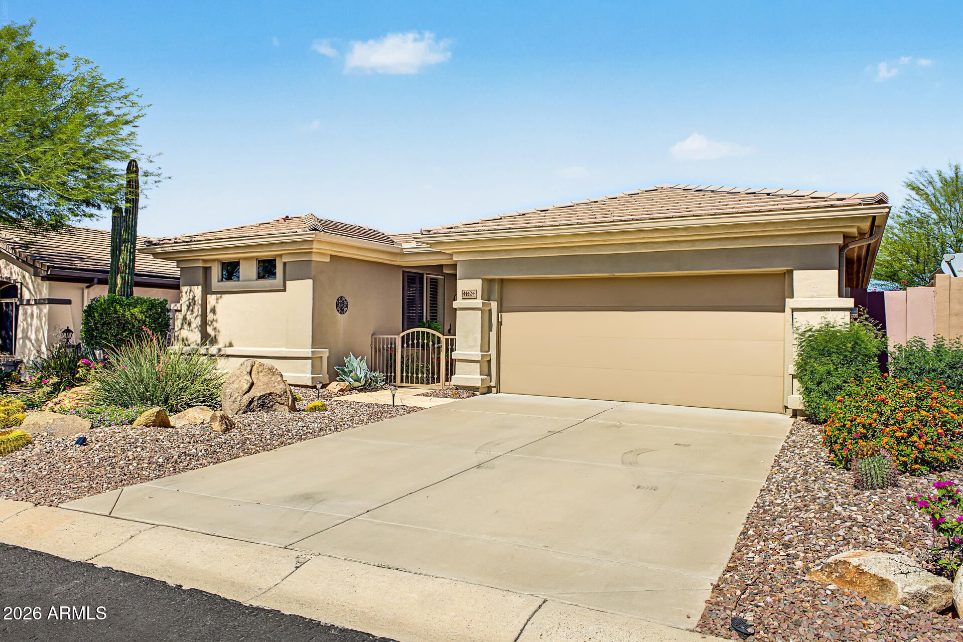 41424 N CLEAR CROSSING Road 41424 N